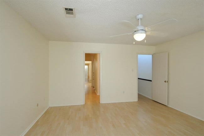 Building Photo - 4508 Medinah Pl