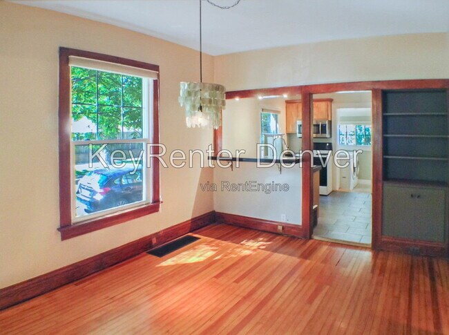 Foto del edificio - 3387 W Moncrieff Pl