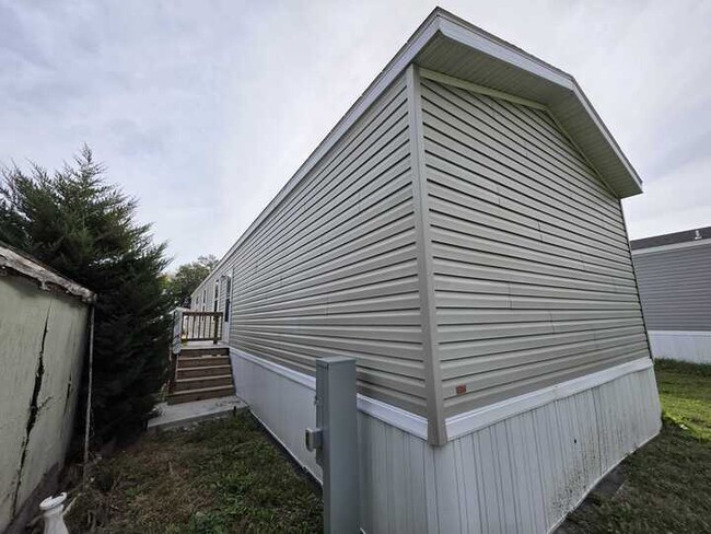 Foto del edificio - 1809 SW 12th St