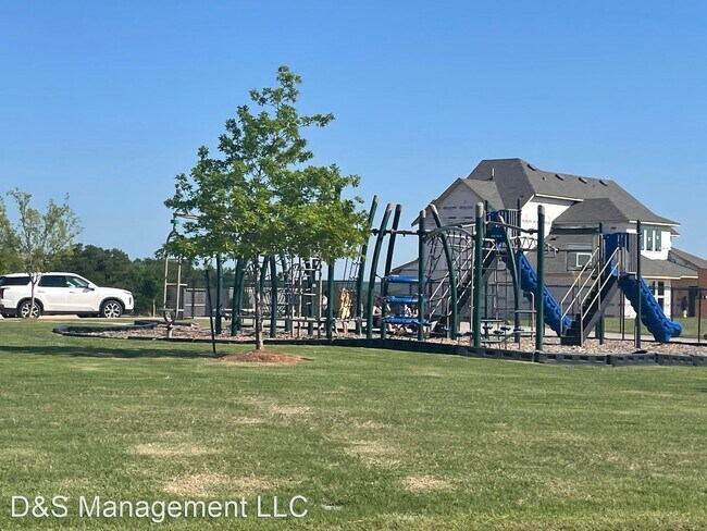 Building Photo - 4 br, 2 bath House - 2916 Cypress Springs ...