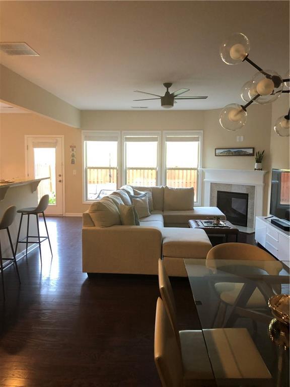 Foto del edificio - 1325 Hampton Oaks Dr