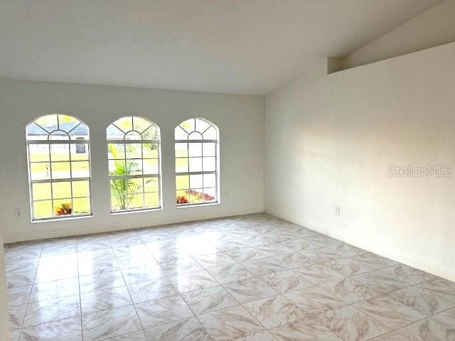 Foto del edificio - 23113 Newcun Ave