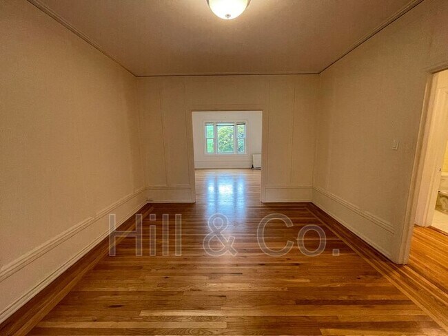 Foto del edificio - 2595 Washington St