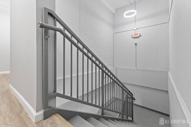 Building Photo - 226 New Brunswick Ave