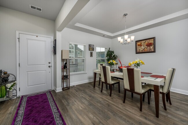 Foto del edificio - 837 Harrison Mill St