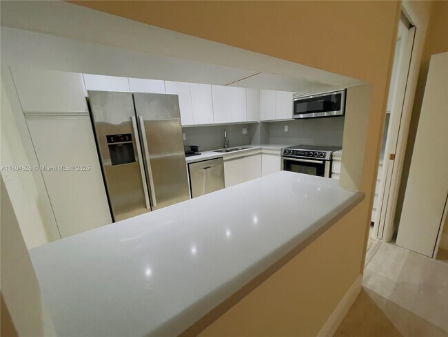 Foto del edificio - 2000 Towerside Terrace