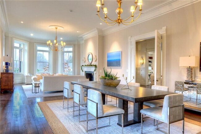 Foto del edificio - 30 Red Cross Ave