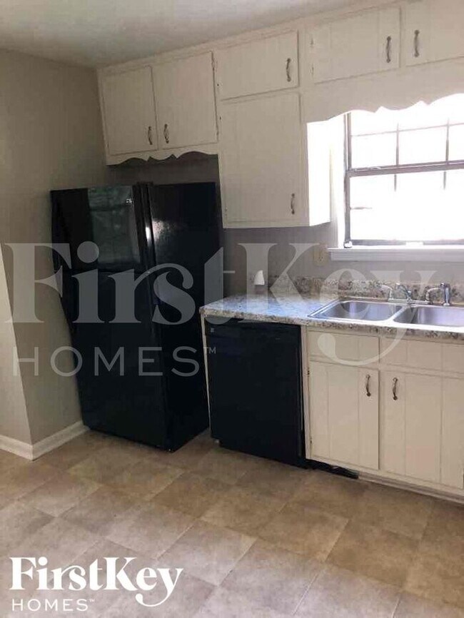 Foto del edificio - 5641 Clifton Pl