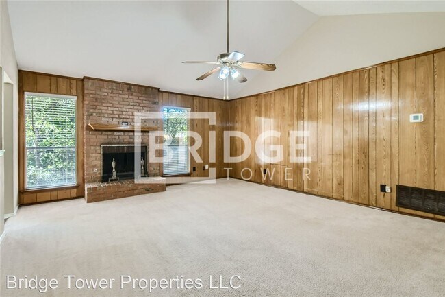 Foto del edificio - 3 br, 2 bath House - 1511 Donley Drive