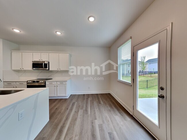 Building Photo - 1534 Soapstone Rd
