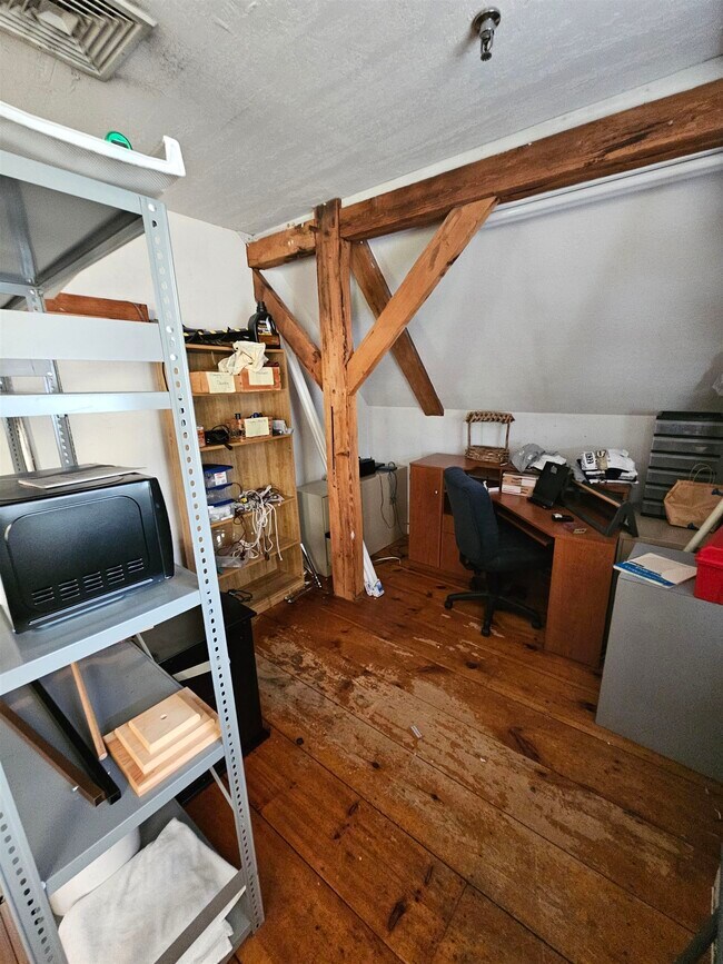 Foto del edificio - 312 Daniel Webster Hwy