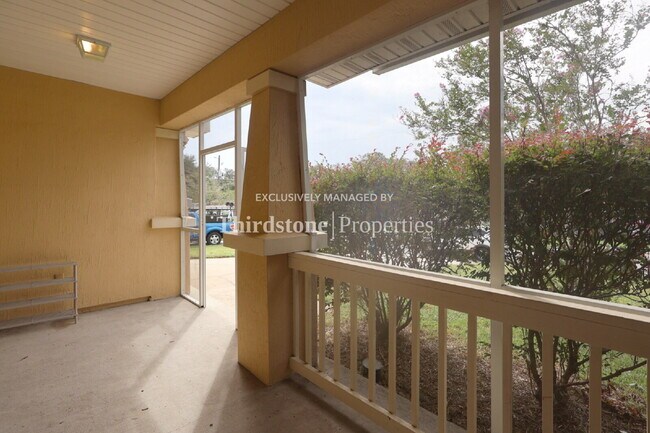 Building Photo - 4337 Palmer Ave