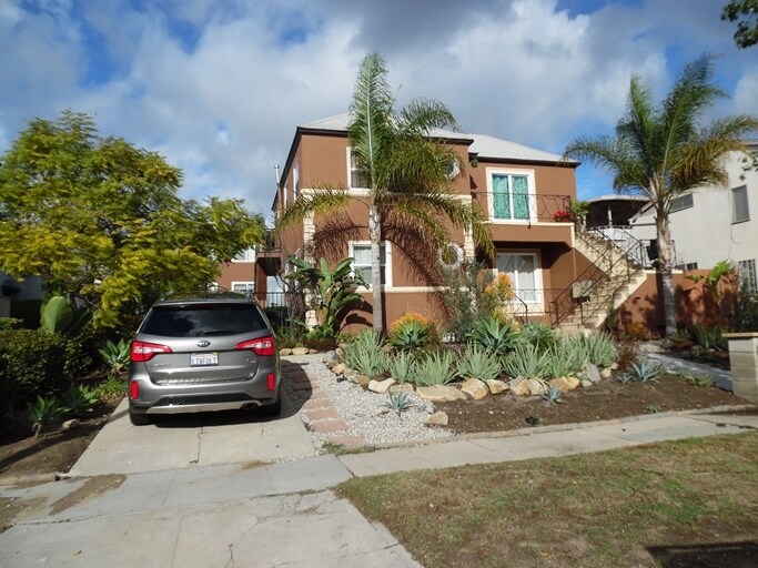 Foto del edificio - 5067-5067 1/2 W 20th St