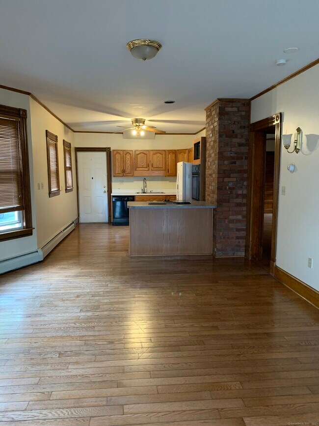Foto del edificio - 174 Meadow St