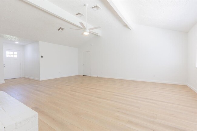 Foto del edificio - 8311 Quail Burg Ln