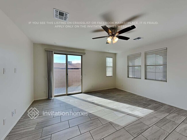 Building Photo - 320 N 56th Pl