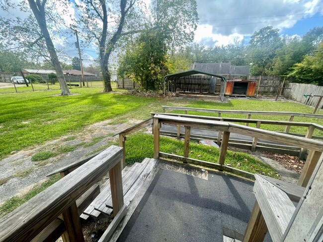 Foto del edificio - 565 Campus St