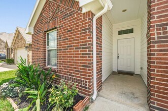 Building Photo - 7126 Whitlow Wonder Ln
