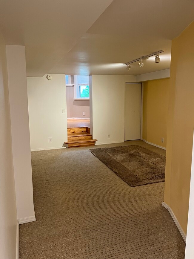 Building Photo - 4909 California St