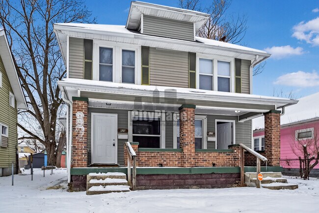 Photo - 820 N Oakland Ave House