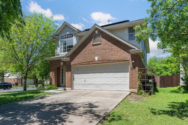 Building Photo - 13400 Rossello Dr