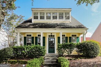 Building Photo - 604 Brookwater Dr