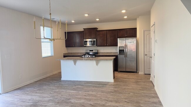 Foto del edificio - 809 Foxdale Dr