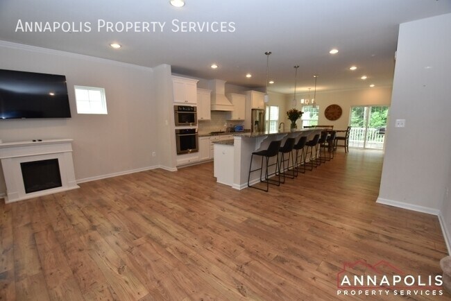 Foto del edificio - 1379 Hawthorn Dr