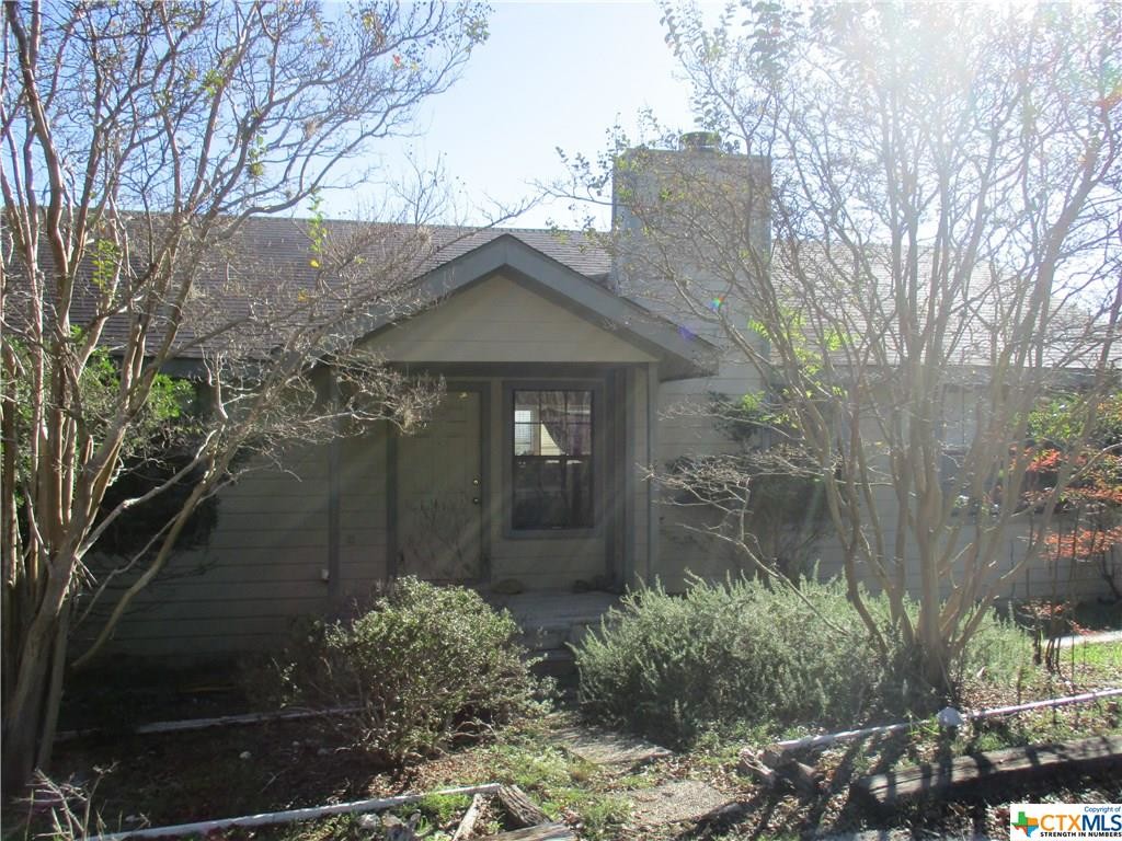 Primary Photo - 480 Highland Heights