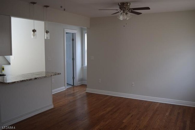 Building Photo - 1345 Camden Ct