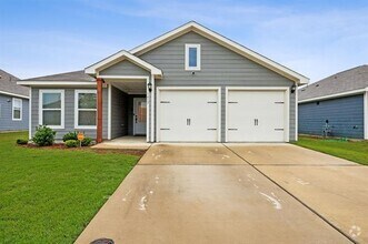 Building Photo - 1417 Sunkiss Dr