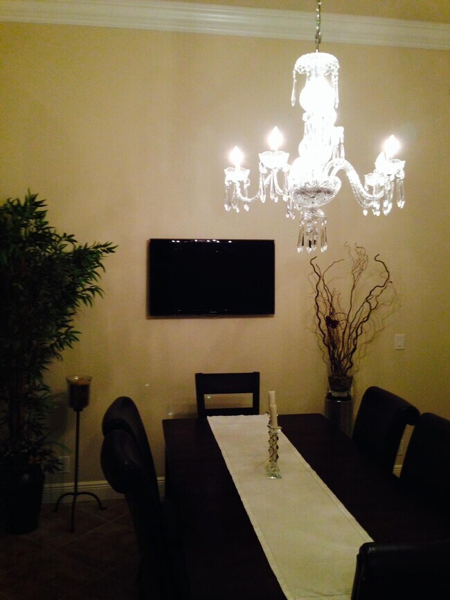 Foto del edificio - 9597 Exbury Ct