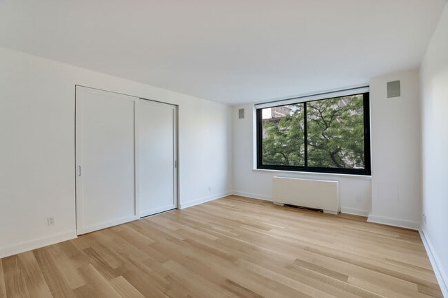 Foto del edificio - 40 E 94th St