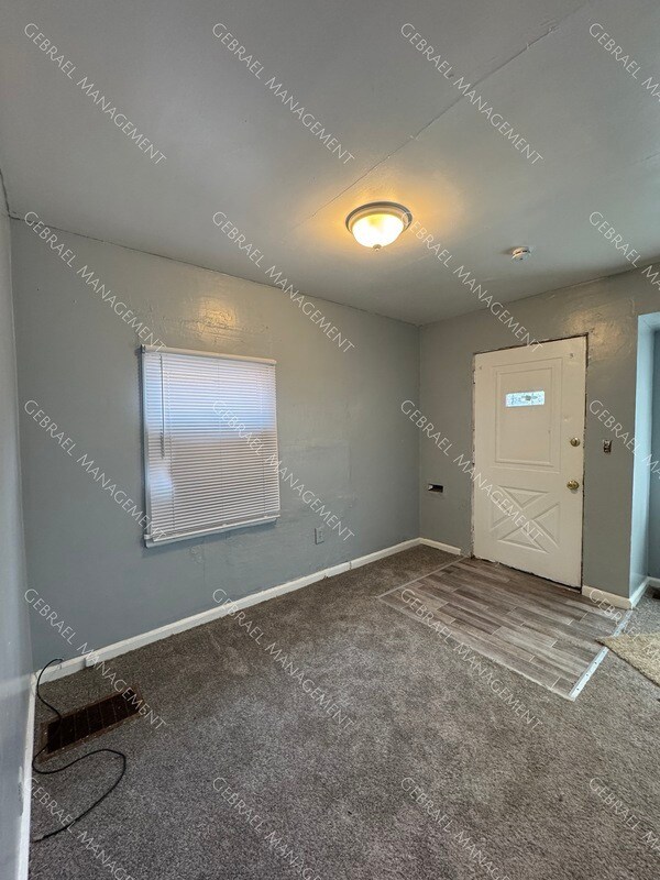 Foto del edificio - 3229 Fulton St
