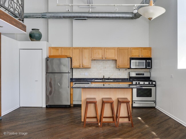 Foto del edificio - 500 S Clinton St