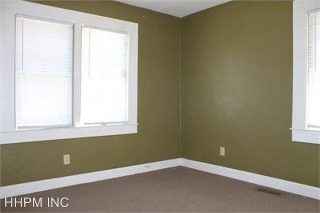 Building Photo - 2 br, 2 bath House - 805 Willingham Avenue