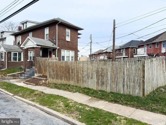 Foto del edificio - 1620 Randolph St