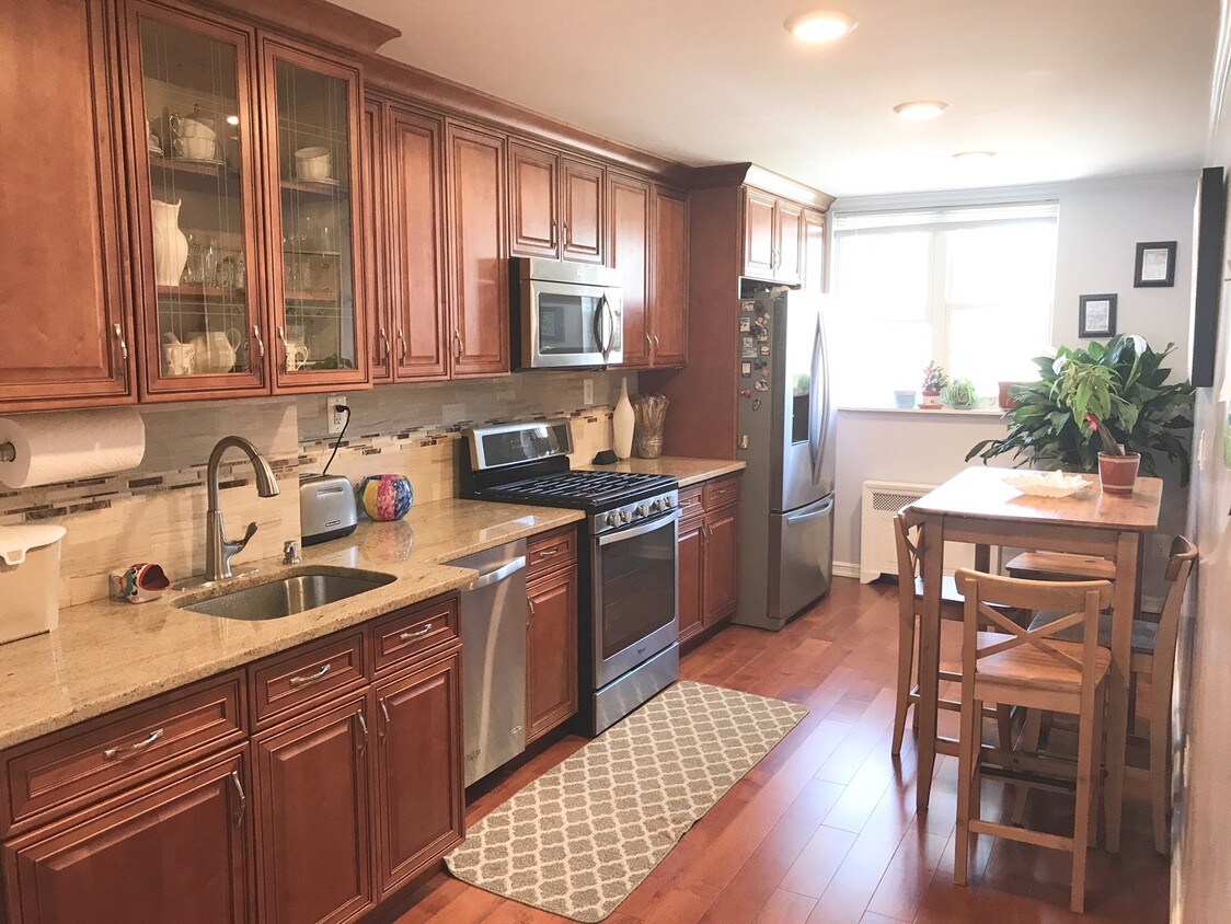 2436 Pearsall Ave Unit 1, The Bronx, NY 10469 Apartments in The Bronx