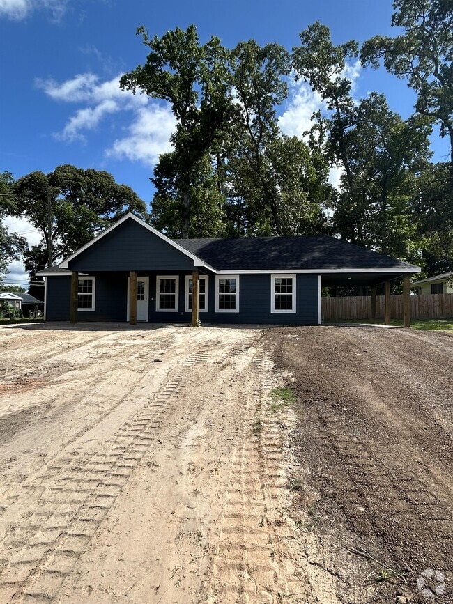 355 Garrison Dr