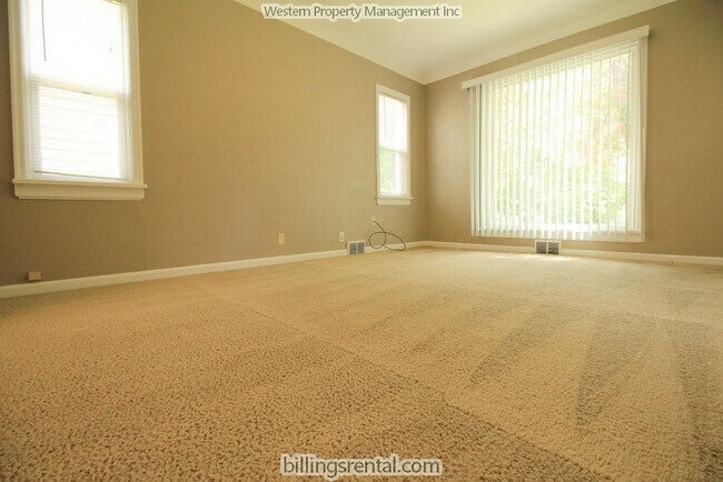 Sala de estar - 743 Wyoming Ave