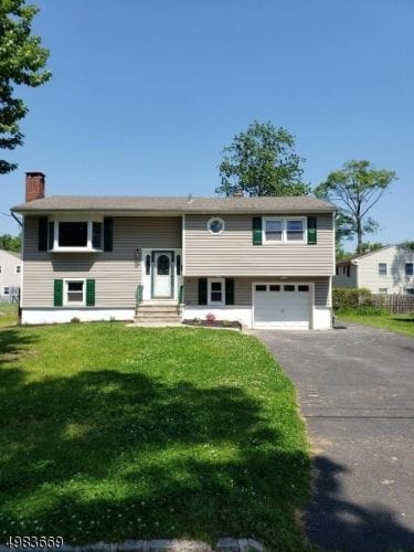 Building Photo - 68 Fairmount Rd