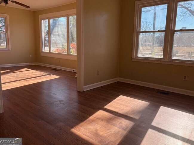 Foto del edificio - 408 Main St