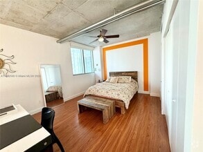 Building Photo - 690 SW 1st Ct