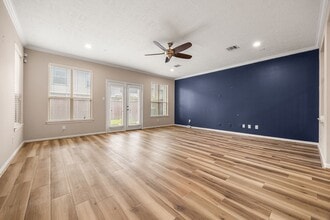 Building Photo - 5309 Nolda St