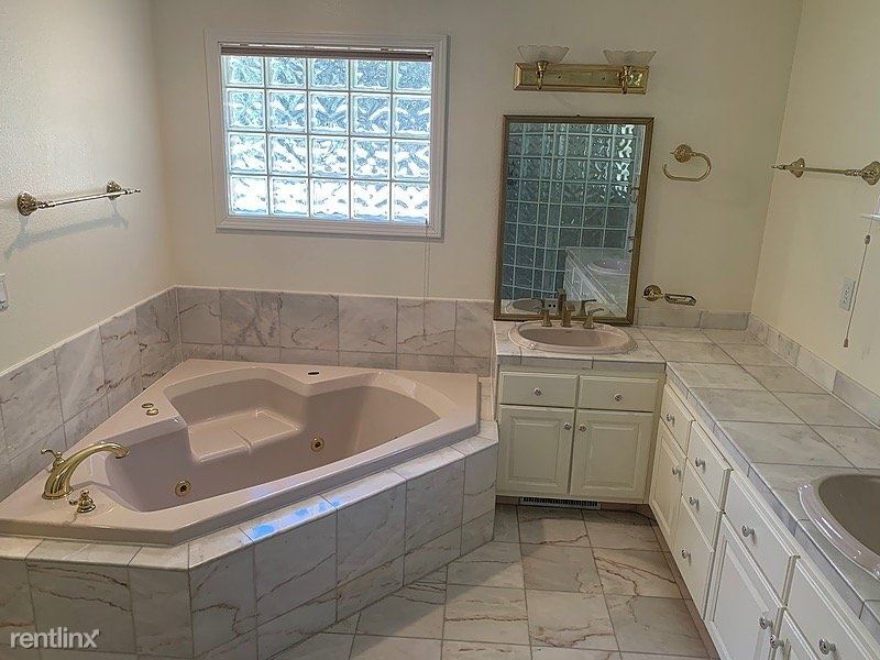 Primary Photo - 1 br, 1.5 bath House - 206 Ramada Lane 1