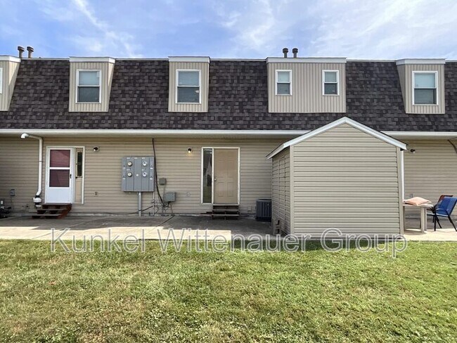 Foto del edificio - 1975 Nathan Ave