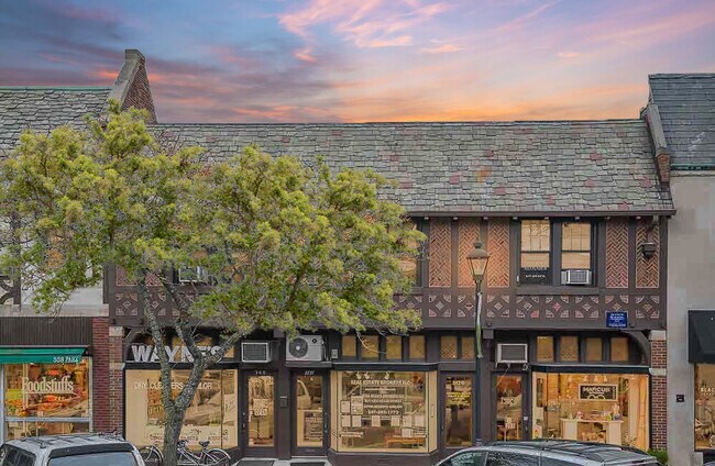 Foto del edificio - 338 Tudor Ct