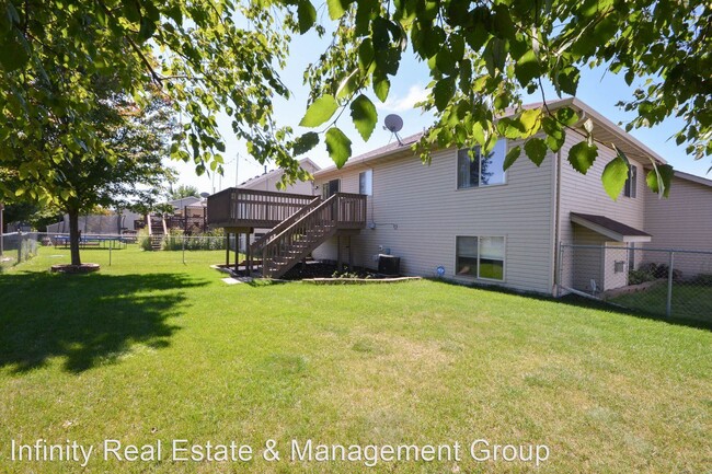 Building Photo - 4 br, 2 bath House - 5820 49th Ave NW