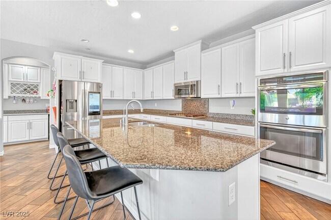 Foto del edificio - 1129 Via Della Costrella