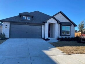 Building Photo - 305 Tartane Dr